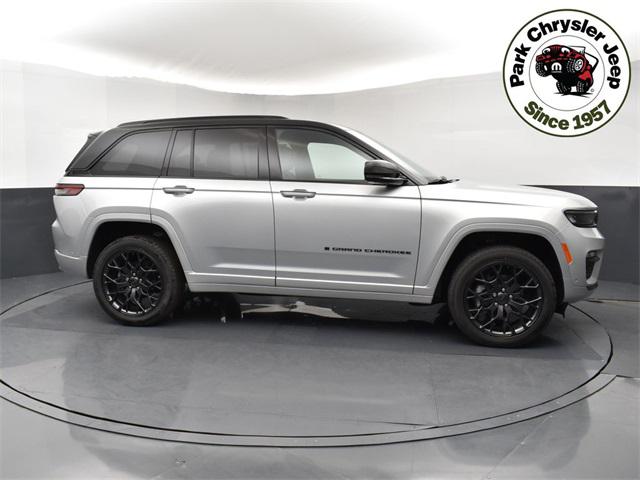 2025 Jeep Grand Cherokee GRAND CHEROKEE SUMMIT RESERVE 4X4 2025 Jeep Grand Cherokee GRAND CHEROKEE SUMMIT RESERVE 4X4
