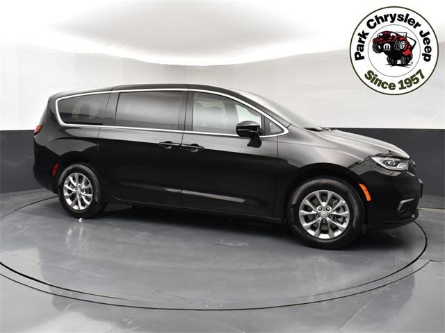 2026 Chrysler Pacifica PACIFICA SELECT AWD 2026 Chrysler Pacifica PACIFICA SELECT AWD