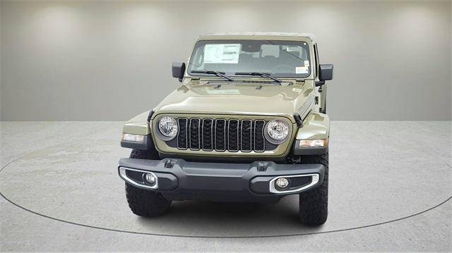 2025 Jeep Gladiator GLADIATOR HIGH TIDE 4X4 2025 Jeep Gladiator GLADIATOR HIGH TIDE 4X4