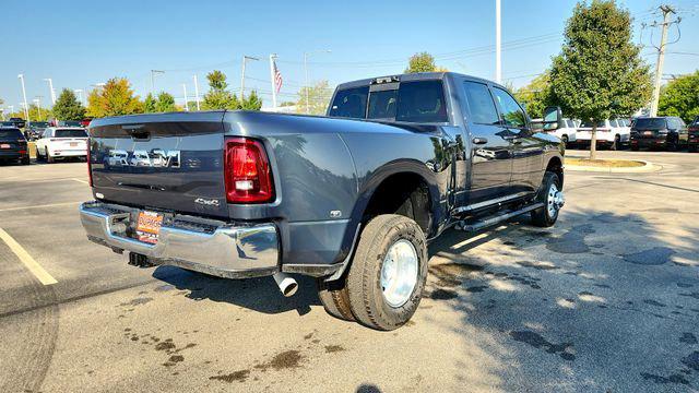 2026 RAM Ram 3500 RAM 3500 TRADESMAN CREW CAB 4X4 8 BOX