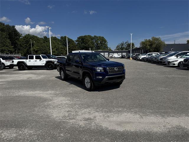 2022 Nissan Frontier Crew Cab SV 4x2
