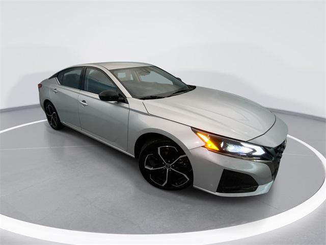 2024 Nissan Altima SR FWD