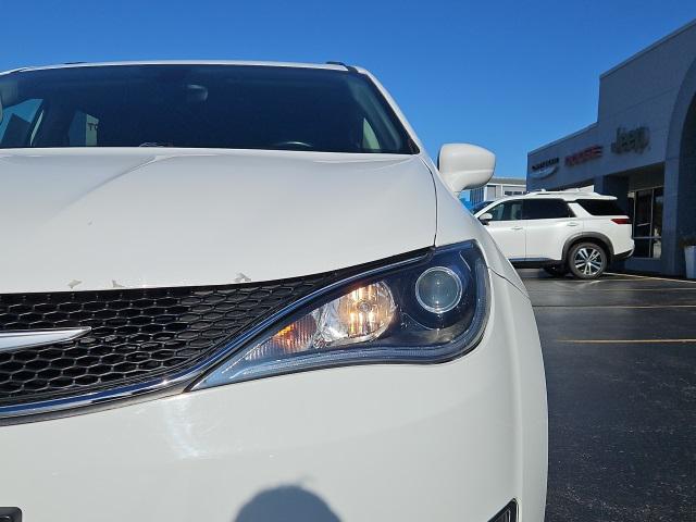 2018 Chrysler Pacifica Touring L 2018 Chrysler Pacifica Touring L