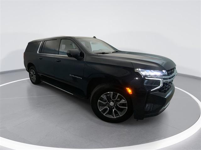 2023 Chevrolet Suburban 4WD LS
