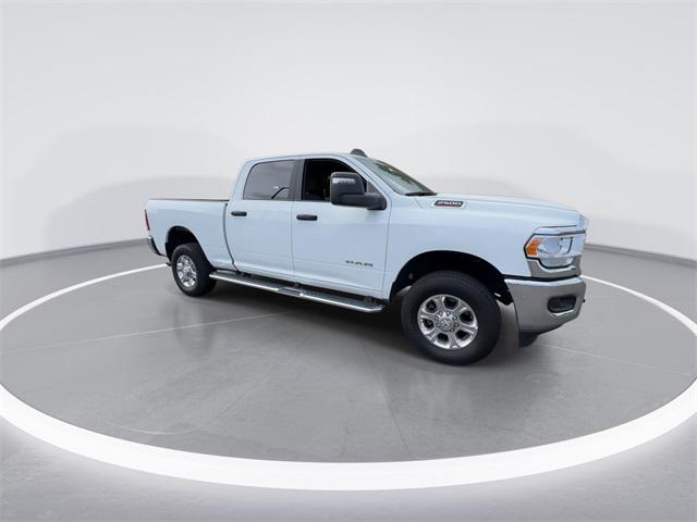 2024 RAM 2500 Big Horn Crew Cab 4x4 64 Box