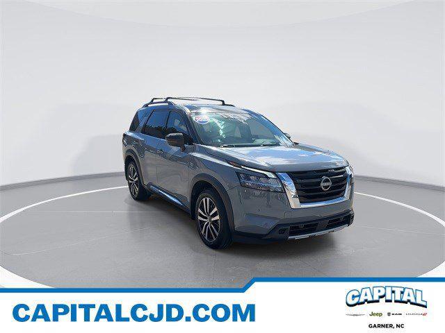 2023 Nissan Pathfinder Platinum 4WD