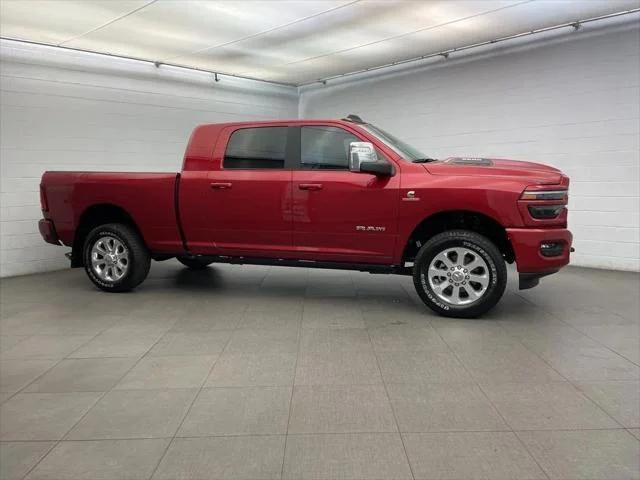 2026 RAM Ram 3500 RAM 3500 LARAMIE MEGA CAB 4X4 64 BOX 2026 RAM Ram 3500 RAM 3500 LARAMIE MEGA CAB 4X4 64 BOX