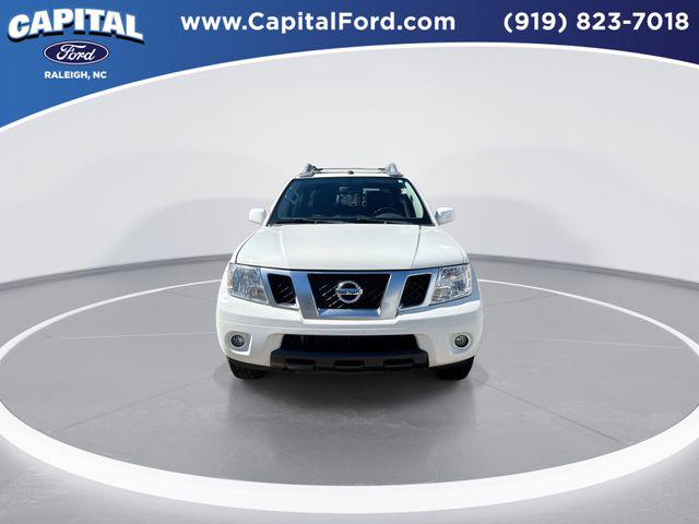 2020 Nissan Frontier Crew Cab PRO-4X 4x4 2020 Nissan Frontier Crew Cab PRO-4X 4x4