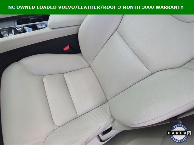 2022 Volvo XC60 B5 Momentum 2022 Volvo XC60 B5 Momentum