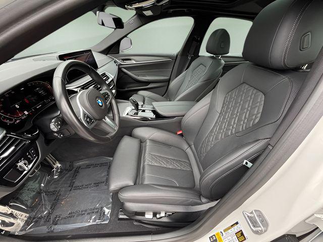 2023 BMW 540 i xDrive 2023 BMW 540 i xDrive