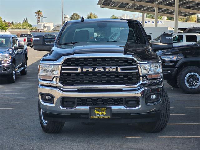 2024 RAM 2500 Big Horn Crew Cab 4x4 64 Box 2024 RAM 2500 Big Horn Crew Cab 4x4 64 Box