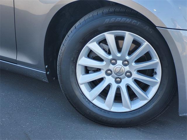 2012 Chrysler 300 Base