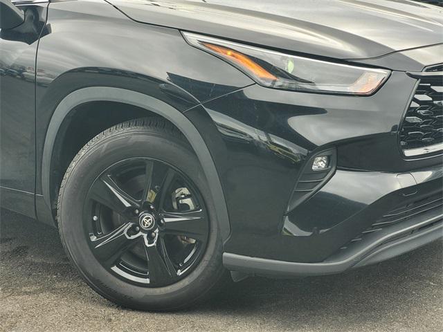 2024 Toyota Highlander LE 2024 Toyota Highlander LE