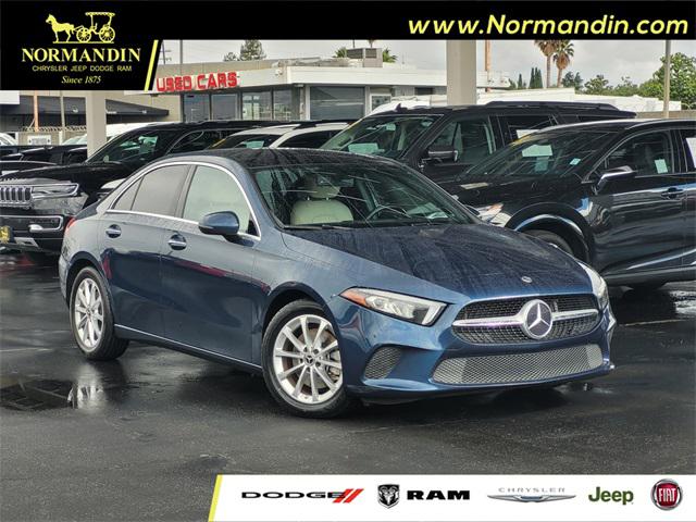 2021 Mercedes-Benz A 220 A 220