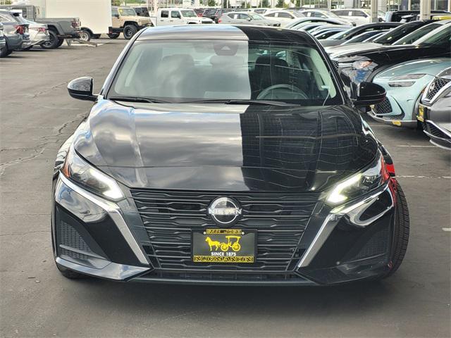 2023 Nissan Altima SV FWD