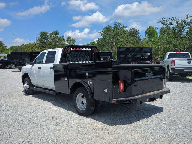2024 RAM Ram 3500 Chassis Cab RAM 3500 TRADESMAN CREW CAB CHASSIS 4X4 60 CA 2024 RAM Ram 3500 Chassis Cab RAM 3500 TRADESMAN CREW CAB CHASSIS 4X4 60 CA