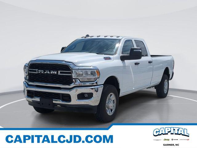 2024 RAM Ram 2500 RAM 2500 TRADESMAN CREW CAB 4X4 8 BOX