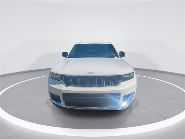 2025 Jeep Grand Cherokee GRAND CHEROKEE L LAREDO X 4X4