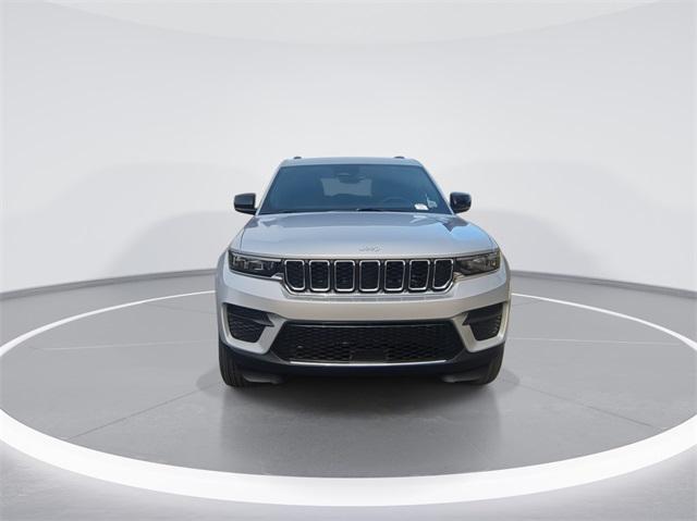 2025 Jeep Grand Cherokee GRAND CHEROKEE LAREDO X 4X2