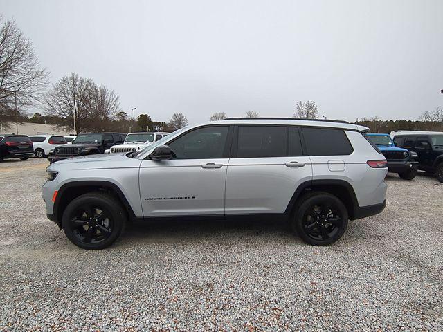 2025 Jeep Grand Cherokee GRAND CHEROKEE L ALTITUDE X 4X4