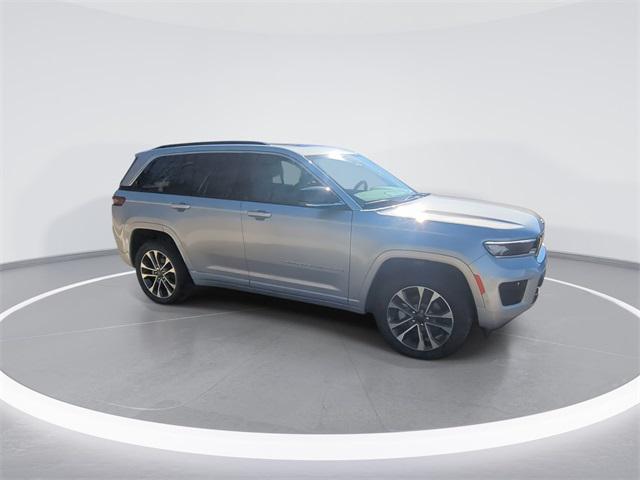 2025 Jeep Grand Cherokee GRAND CHEROKEE OVERLAND 4X4