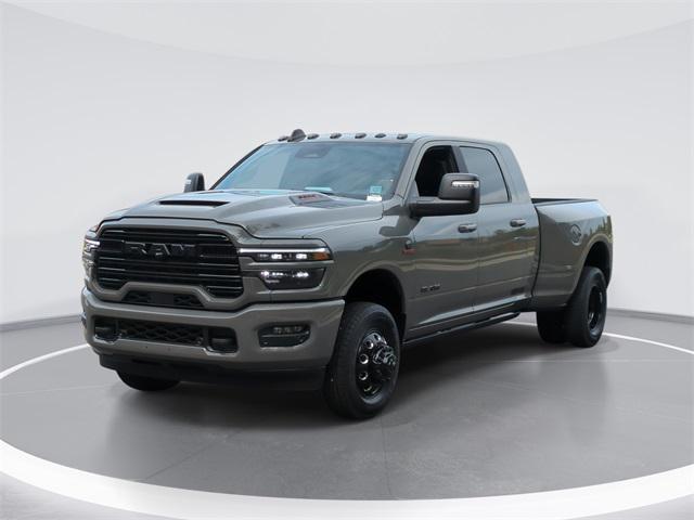 2026 RAM Ram 3500 RAM 3500 LARAMIE MEGA CAB 4X4 64 BOX 2026 RAM Ram 3500 RAM 3500 LARAMIE MEGA CAB 4X4 64 BOX