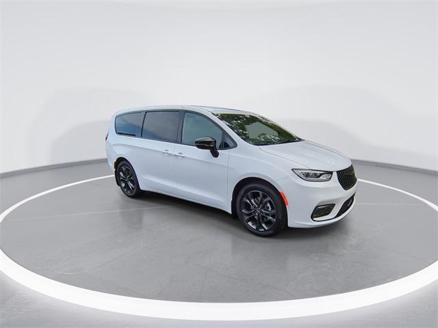 2026 Chrysler Pacifica PACIFICA SELECT 2026 Chrysler Pacifica PACIFICA SELECT