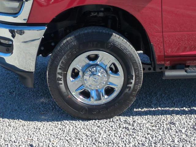 New 2026 Molten Red Pearl-Coat Exterior Paint RAM TRADESMAN image 10