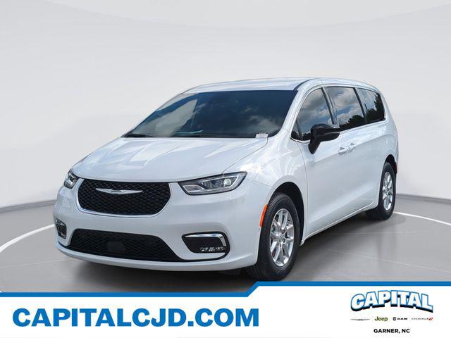 2025 Chrysler Pacifica PACIFICA SELECT