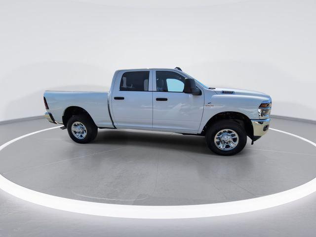 2026 RAM Ram 3500 RAM 3500 TRADESMAN CREW CAB 4X4 64 BOX