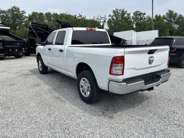2024 RAM 2500 Tradesman Crew Cab 4x2 64 Box