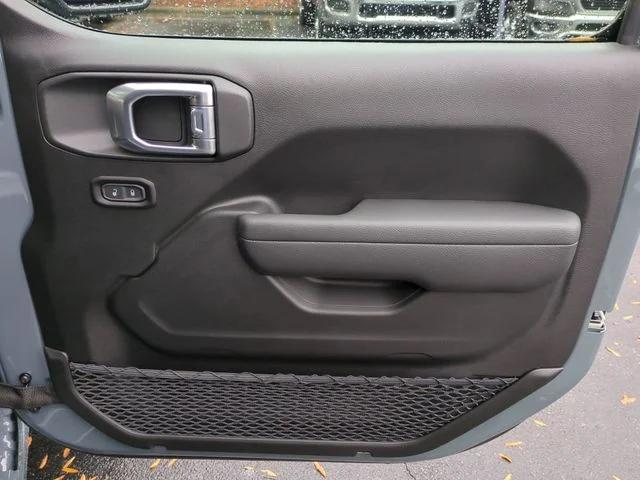 New 2026 Anvil Clear-Coat Exterior Paint Jeep Sport image 32