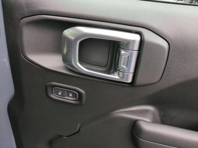 New 2026 Anvil Clear-Coat Exterior Paint Jeep Sport image 33