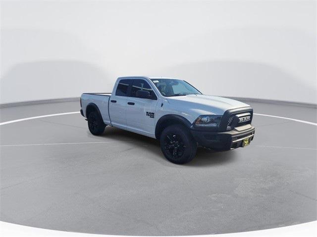 2024 RAM Ram 1500 Classic RAM 1500 CLASSIC WARLOCK QUAD CAB 4X4 64 BOX 2024 RAM Ram 1500 Classic RAM 1500 CLASSIC WARLOCK QUAD CAB 4X4 64 BOX