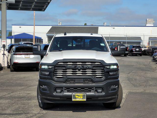 2025 RAM Ram 2500 RAM 2500 TRADESMAN CREW CAB 4X4 64 BOX