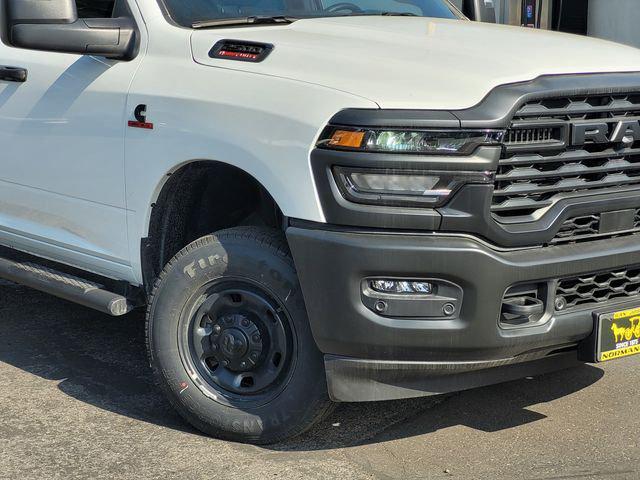 2025 RAM Ram 2500 RAM 2500 TRADESMAN CREW CAB 4X4 64 BOX