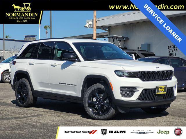 2025 Jeep Grand Cherokee GRAND CHEROKEE ALTITUDE 4X4