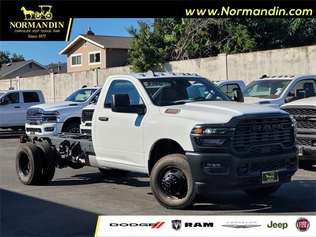 2025 RAM Ram 3500 Chassis Cab RAM 3500 TRADESMAN CHASSIS REGULAR CAB 4X2 84 CA
