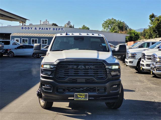 2025 RAM Ram 3500 Chassis Cab RAM 3500 TRADESMAN CHASSIS REGULAR CAB 4X2 84 CA