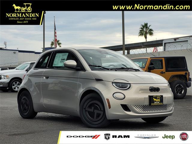 2025 Fiat FIAT 500e GIORGIO ARMANI Collectors Edition