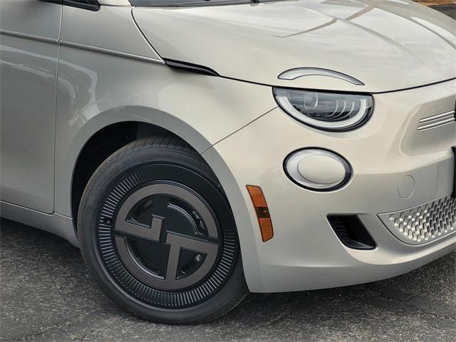 2025 Fiat FIAT 500e GIORGIO ARMANI Collectors Edition