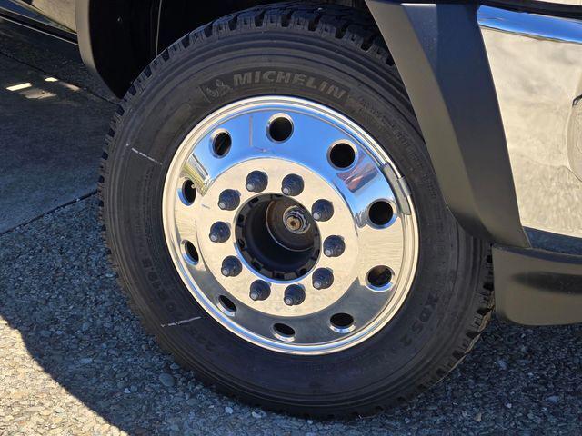 2025 RAM Ram 5500 Chassis Cab RAM 5500 TRADESMAN CHASSIS REGULAR CAB 4X4 60 CA 2025 RAM Ram 5500 Chassis Cab RAM 5500 TRADESMAN CHASSIS REGULAR CAB 4X4 60 CA