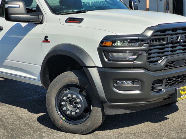 2025 RAM Ram 5500 Chassis Cab RAM 5500 TRADESMAN CHASSIS REGULAR CAB 4X2 108 CA