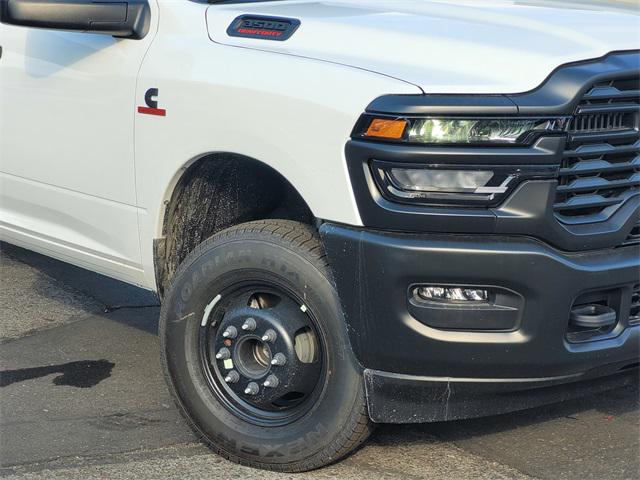 2026 RAM Ram 3500 Chassis Cab RAM 3500 TRADESMAN CHASSIS REGULAR CAB 4X4 84 CA 2026 RAM Ram 3500 Chassis Cab RAM 3500 TRADESMAN CHASSIS REGULAR CAB 4X4 84 CA