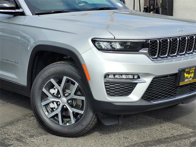 2025 Jeep Grand Cherokee GRAND CHEROKEE LIMITED 4X4