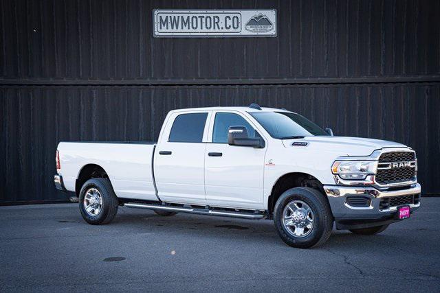 2024 RAM 3500 Tradesman Crew Cab 4x4 8 Box 2024 RAM 3500 Tradesman Crew Cab 4x4 8 Box
