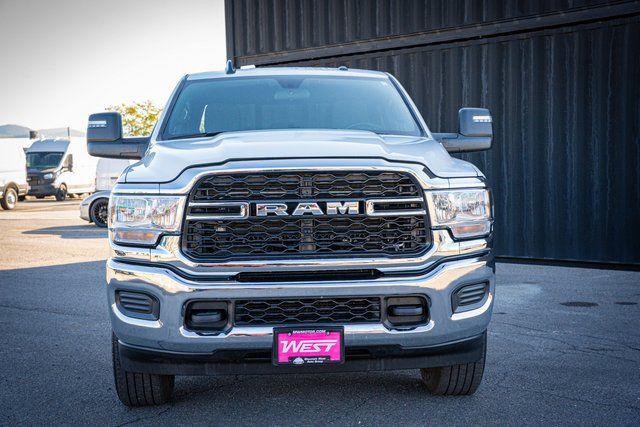 2024 RAM 3500 Tradesman Crew Cab 4x4 8 Box