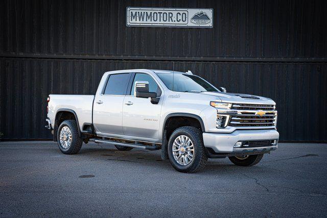 2022 Chevrolet Silverado 3500HD 4WD Crew Cab Standard Bed High Country 2022 Chevrolet Silverado 3500HD 4WD Crew Cab Standard Bed High Country