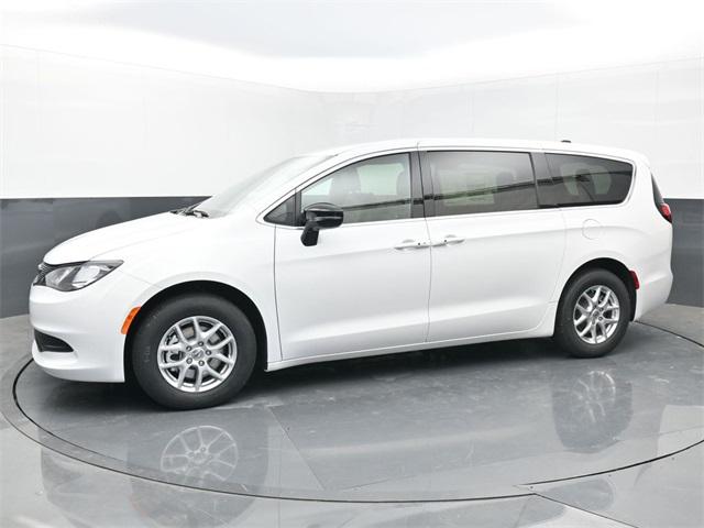 2025 Chrysler Voyager LX 2025 Chrysler Voyager LX