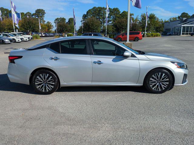 2023 Nissan Altima SV FWD